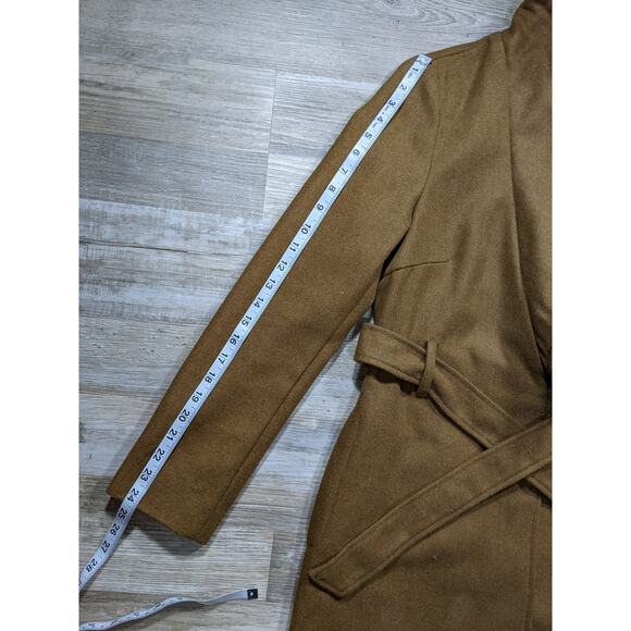 nwot Brave soul faux fur long coat. - Picture 5 of 13